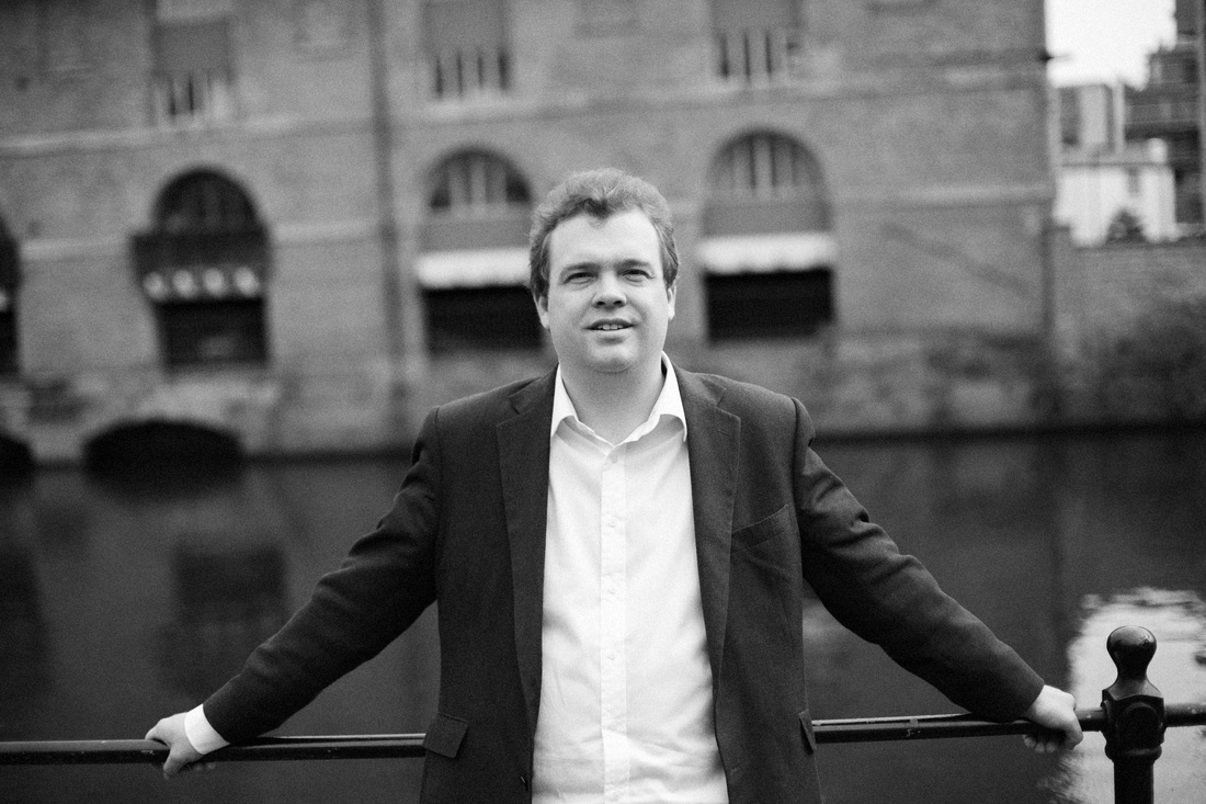 Jakob Fichert: A 21st Century View on Liszt. Jakob Fichert, pianist, pedagogue, examiner and lecturer will premier his eclectic works 'A 21st century view on Liszt' in one of Leeds most intimate venues, Besbrode Pianos Steinway showroom on Sunday, 14th April 2019, 14:30pm. Revered for his revolutionary approach to piano technique, Liszt was equally innovative as a composer, inspiring the likes of Ravel, Bartok and Ligeti. Liszt's music keeps influencing the composers of today, and the popularity of his piano works continues to soar. This event therefore aims to explore the impact Liszt's writing has on music written in the 21st century. Jakob Fichert: A 21st Century View on Liszt